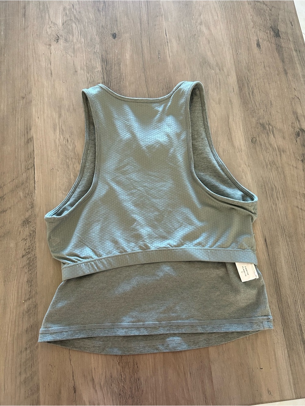 VUORI Pose Plyo Tank Top Built in Bra Green Size Small - Picture 6 of 10